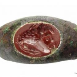 Bague Romaine : bronze, Intaille Jaspe (3e siecle), Tête de Gryllos. Roman Ring intaglio, III cen