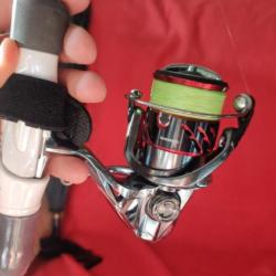 Shimano stardic ci4+ 2500hg