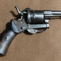Revolver de type Lefaucheux 7mm à broche fabrication Liège