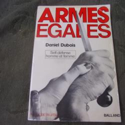 livre d'autodéfense " Armes égales"