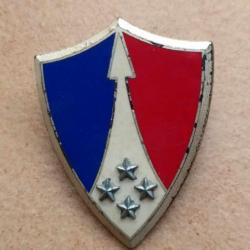INSIGNE  ARMEE FRANCAISE 2 CORPS D'ARMEE FORCE FRANCAISE EN ALLEMAGNE FFA
