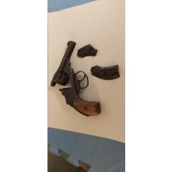 Smith and Wesson safety harmeless calibre 32 très bon état