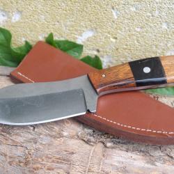Couteau de Découpe Couteau De Chasse Lame Acier Carbone 1055 Etui Cuir Manche Bois Fabric Artisanale