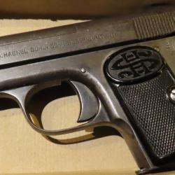 pistolet semi-automatique calibre 6,35 G.G. HAENEL SUHL SCHMEISSER PATENT