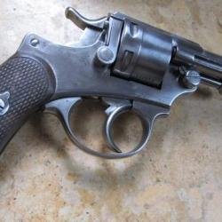 Revolver 1873  1876 monomat bon fonctionnement apte tir PN canon intérieur abimé vers la sortie