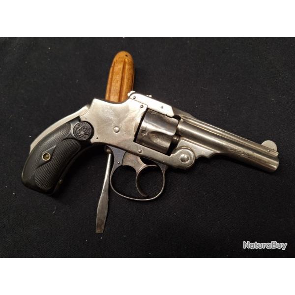 Revolver Smith & Wesson Hammerless Premier modle, Cal. 32 - 1 sans prix de rserve !!