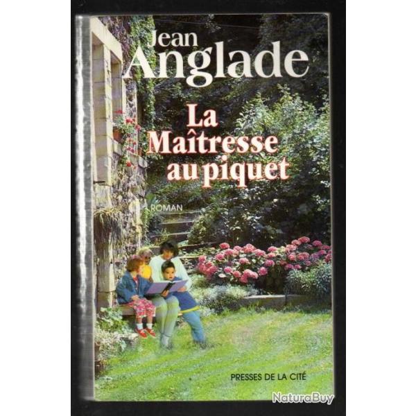 la soupe  la fourchette + la maitresse au piquet  et un lit d'aubpine de jean anglade soit 3 livre