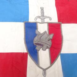 290) lot drapeau de la = légion française des combatants = section de saint juéry ) rare
