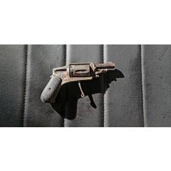 Revolver bulldog 6mm sans prix de réserve