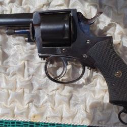 Revolver Bulldog Constabulary "Dépot de Paris " calibre 320