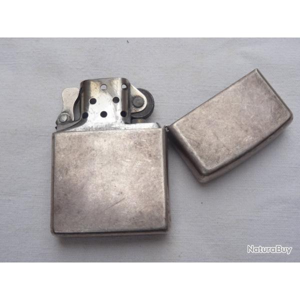 269- rare briquet  ZIPPO vietnam