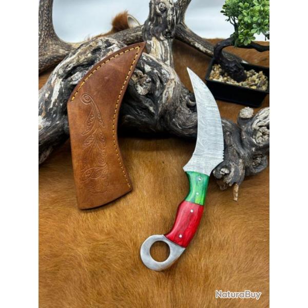 Couteau Karambit Lame Acier DAMAS 256couches manche en bois d'Olivier FabricationArtisanal Rf K08