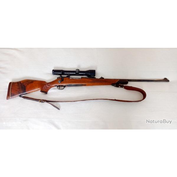 Carabine 300 Weatherby avec lunette Zeiss et valise