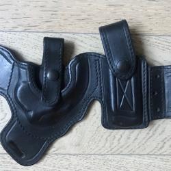 Holster porte-accessoires