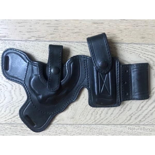 Holster porte-accessoires