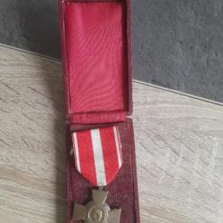 medaille croix de la valeur militaire