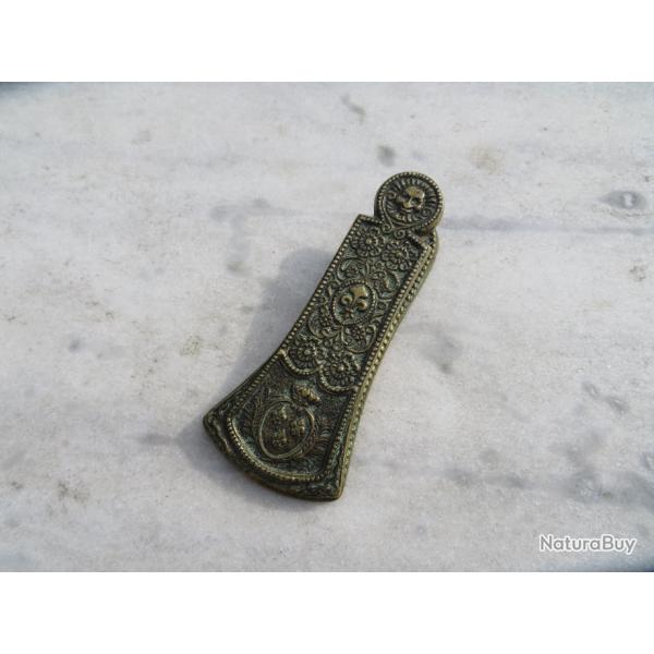 Rare pince  Courrier/Billets en Bronze a patine verte titr"poque Louis XIV"Signe Max Le Verrier