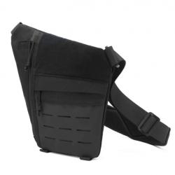 sac tactique / Holster (droitier ) de poitrine , pour pistolet et revolver . Résistant et pratique .