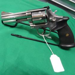 Revolver S&W 686-1 4" en 38/357 avec poignée Trausch