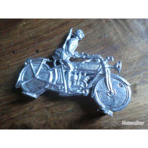 motocycle soldat allemand  plomb sur socle