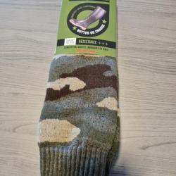 1 paire de chaussettes renforcées Outdoor en camouflage idéale pour bottes de chasse pointure 43/46