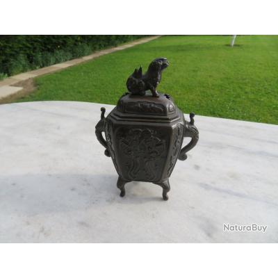 Vase Japonais Ancien En Bronze - Brûle Parfum Ou Objet D'Art Chien Fu