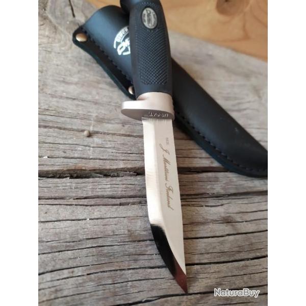 Couteau de chasse Marttiini Made in Finland Manche en Kraton avec Etui en Cuir 4975p102