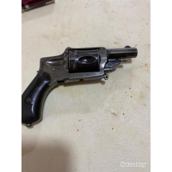 Revolver 8mm