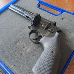 Pistolet à plomb Co2 Smith & Wesson 586-6"