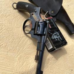 Revolver d'ordonnance Suèdois Model 1887
