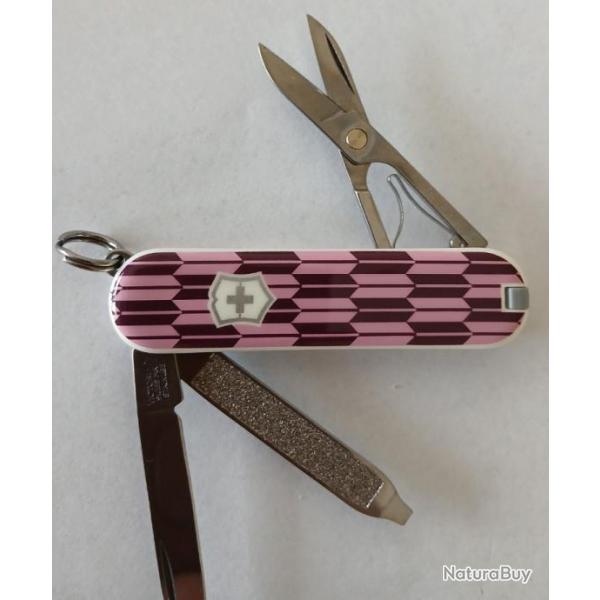 couteau victorinox classic colection