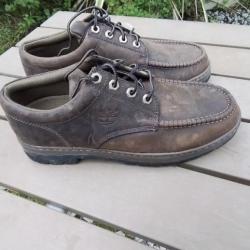 Chaussures de ballade et randonn&eacute;e neuves TIMBERLAND t43 superbe cuir