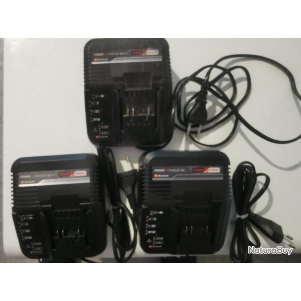 3 Chargeurs Einhell 18v, 2 neufs et 1 peu servi.