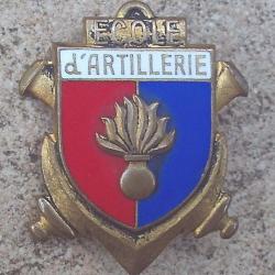 Ecole d'Artillerie, sans "S", émail, dos guilloché,déposé