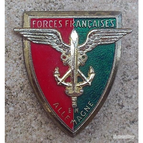 Forces Franaises en Allemagne, vert translucide, applique rivete(b)