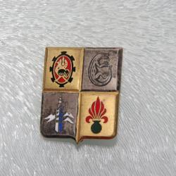 INSIGNE DE LA LEGION ETRANGERE : GROUPEMENT COMPAGNIE PORTE LEGION ETRAGERE DU MAROC --------