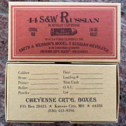 lot de 3 boites vide pour cartouches  44 Russian