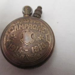 petit briquet de tranchée  diametre  33 mm  - campagne 1914 - 1918  superbe état