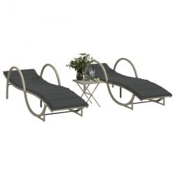 Chaises longues lot de 2 avec table gris clair résine tressée