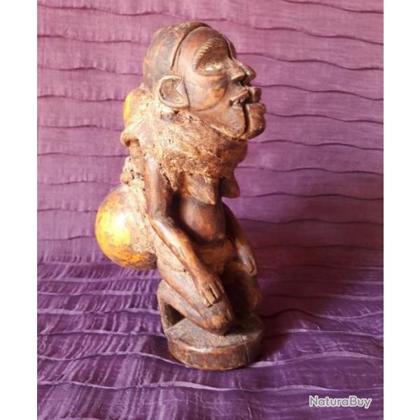 Statuette ftiche africain de Nkisi