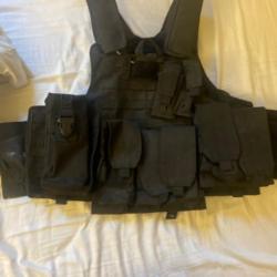 Gilet tactique modulable noir type MOLLE