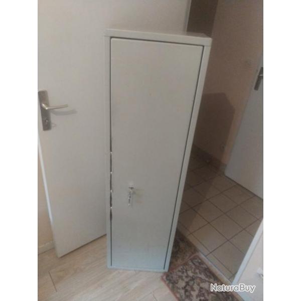 Coffre armoire forte 6 places.