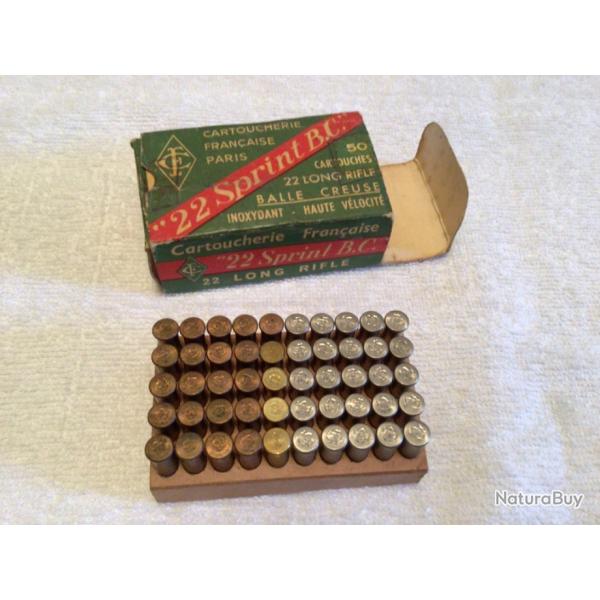 Une bote de 50 munitions 22 LR   CF