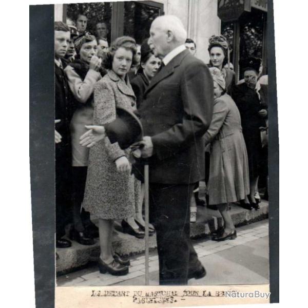 le dpart du marchal ptain pour la rgion parisienne ( vichy?) photo de presse