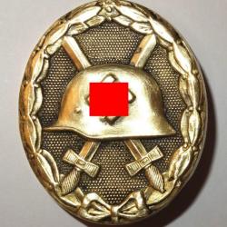 INSIGNE ALLEMAND DE BLESSE « OR » de la SECONDE GUERRE.  /8557