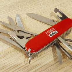 Victorinox couteau suisse Troubleshooter Marlboro Unlimited Collector