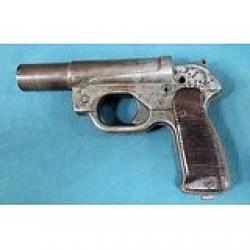 A saisir  !!!! Pistolet lance fusée Allemand ww2 LP42