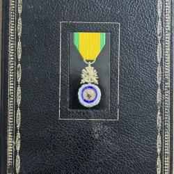 Livre La médaille militaire de Michel Massian