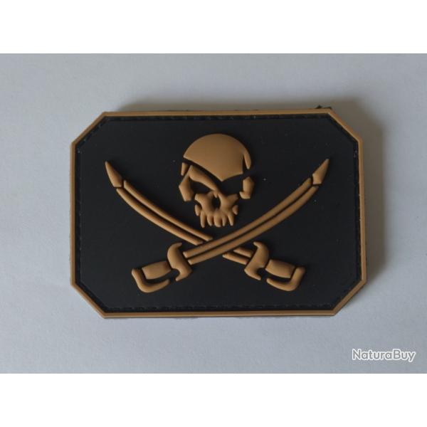 Patch Drapeau Pirate PVC velcro noir-marron/dor