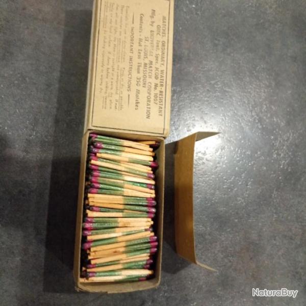 Rare boite contenant 350 allumettes traites anti-humidit pour utilisation terrain arme US WWII !